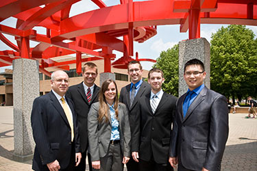 photo of award winning accouting students